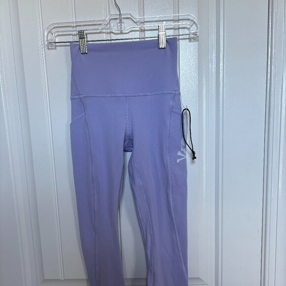 Lullulemon - Soulcycle Leggins NWT - Size 2 - Picture 1 of 4